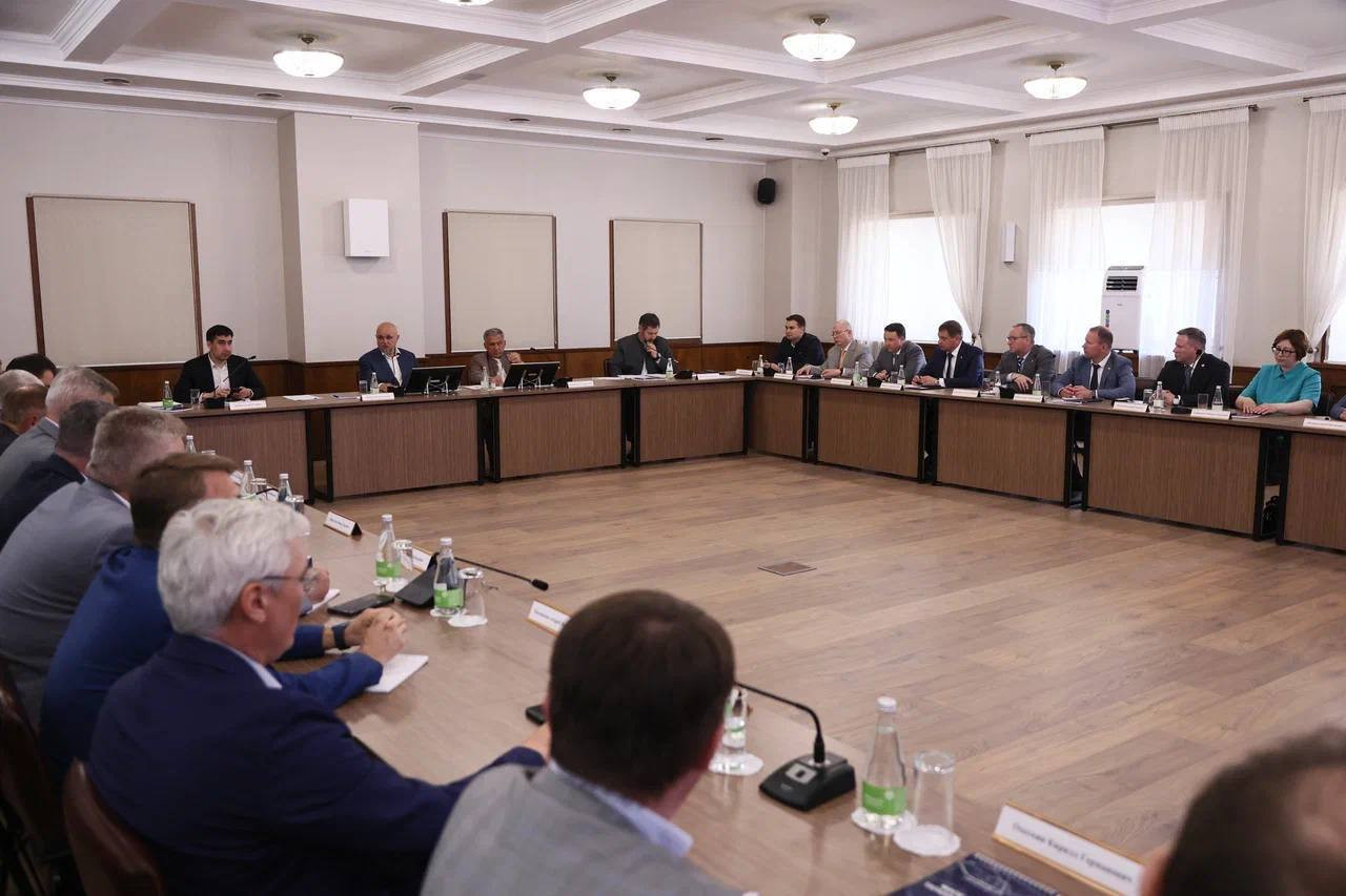 Сергей Цивилев провел заседание оргкомитета по подготовке к форуму "Энергопром-2026"