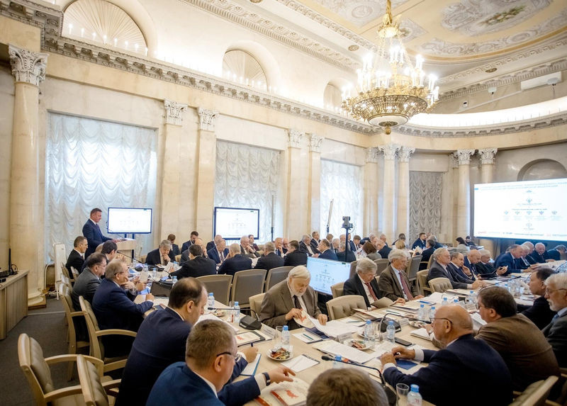 В Российской академии наук представили Концепцию научно-технологического развития транспортной отрас...
