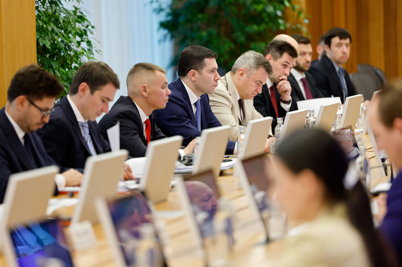 В Минпромторге обсудили развитие промышленного кластера в Томской области